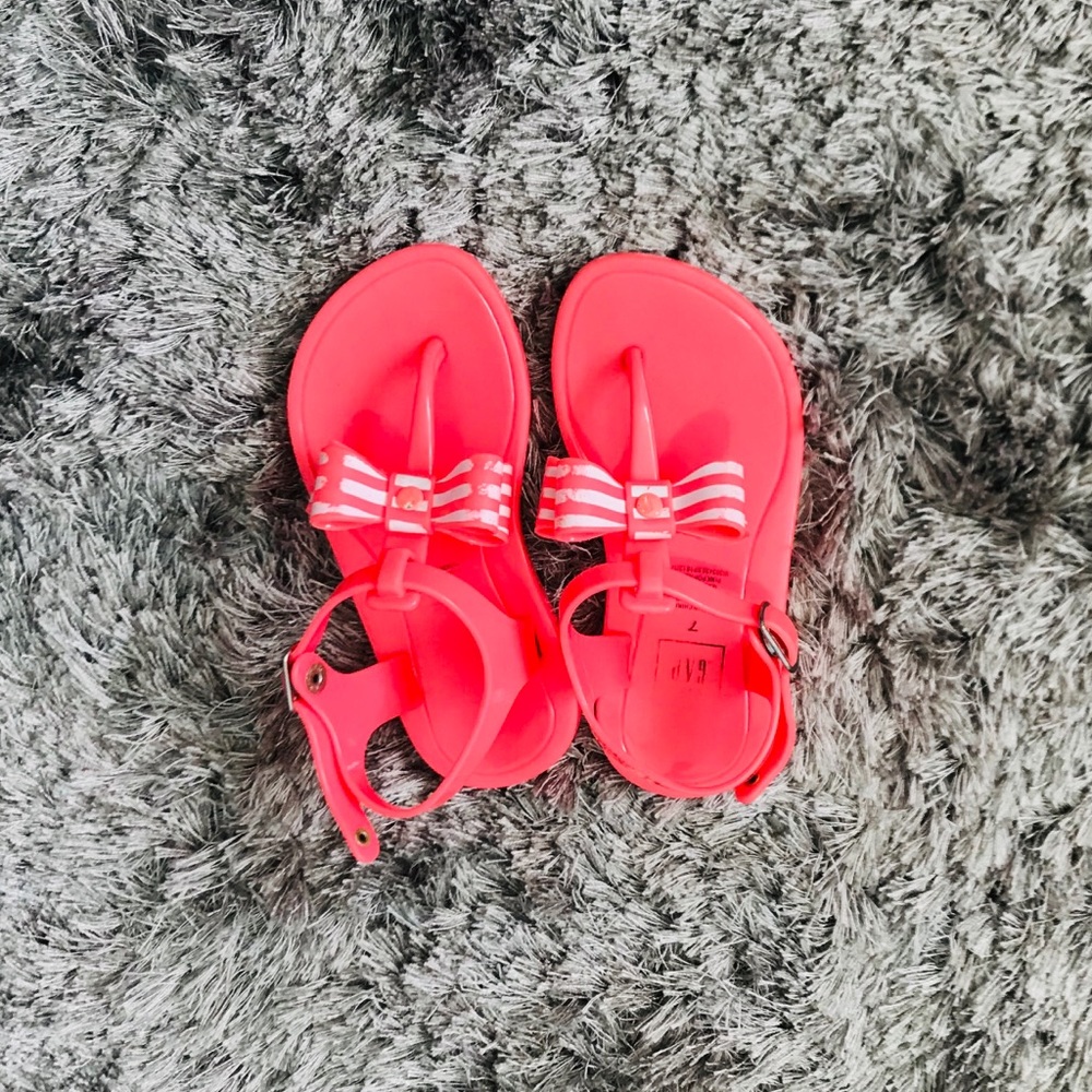 Baby Gap pink jelly bow sandals